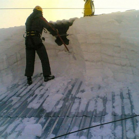 Уборка снега цена в Высоцке